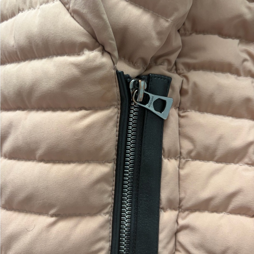 RUDSAK Blush Quilted Hooded down fill light spring Puffer Jacket - Picture 4 of 12
